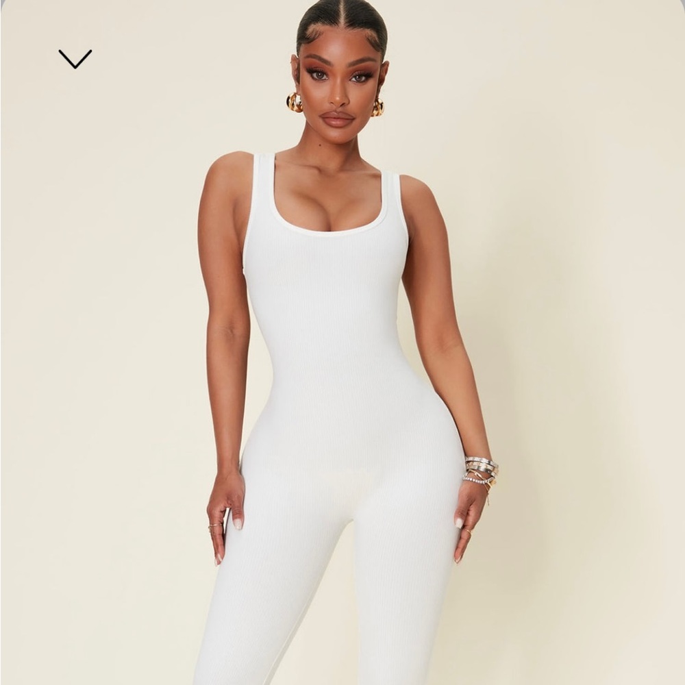 Fashionnova bodysuit